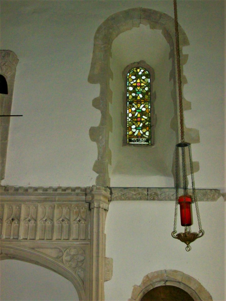 12th_century_glass,_St_Mary,_Brabourne