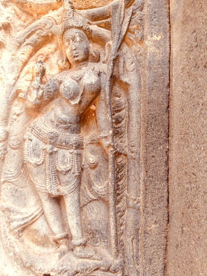 11th_12th-century_Pachala_Someshwara_Temple_-_relief_12