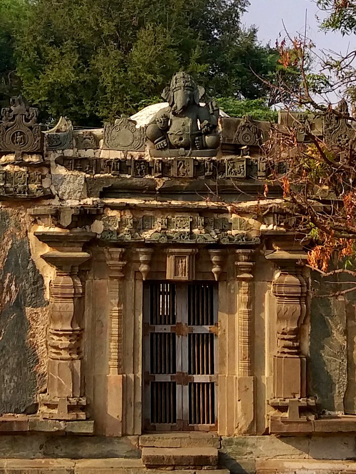 11th_century_Amritesvara_temple,_Annigeri,_Karnataka_India_-_67