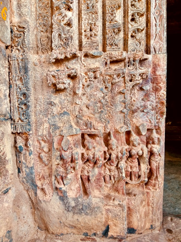 12th_century_Dodda_Basappa_temple,_Dambal,_Karnataka_India_-_75