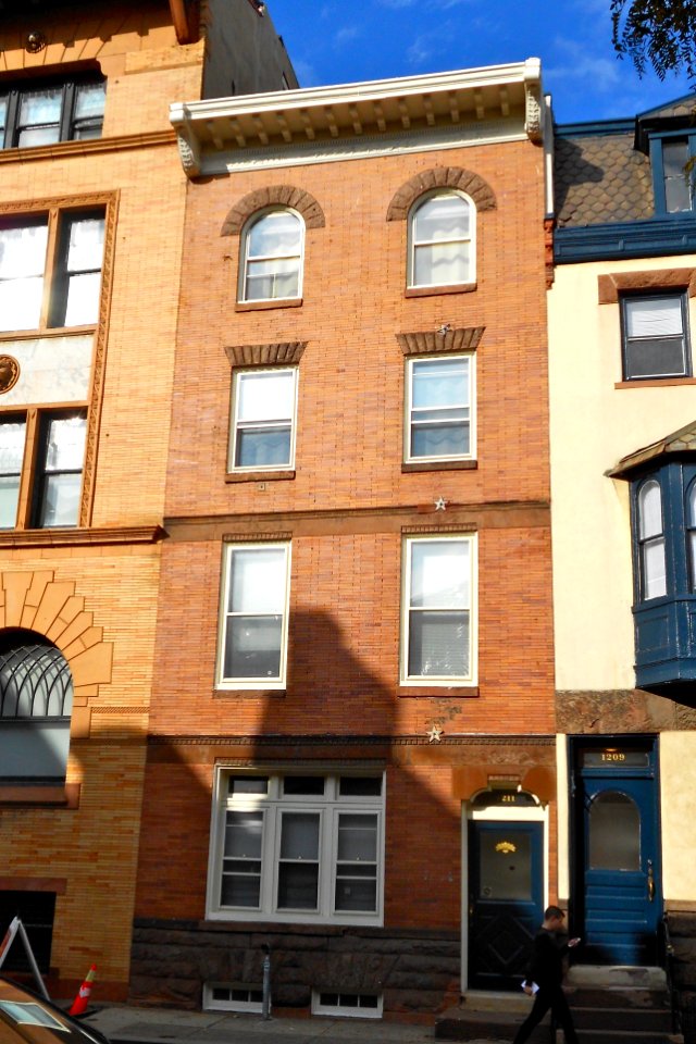 1211_Locust,_Philly