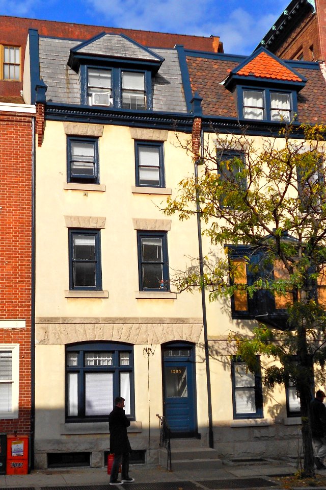 1203-05_Locust,_Philly
