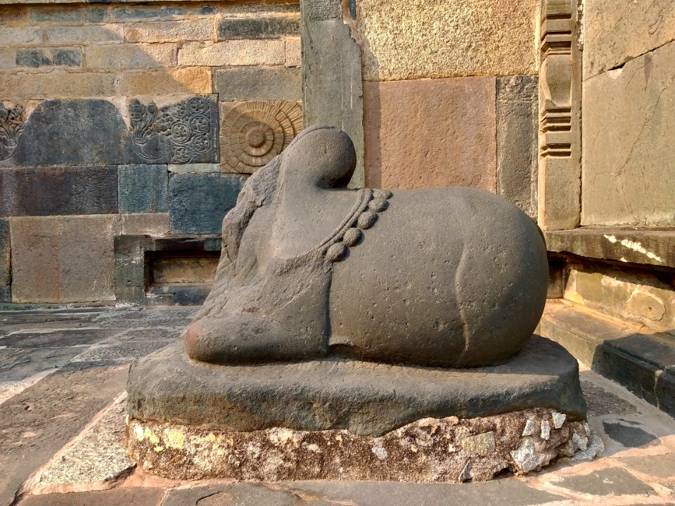 11th_century_Amritesvara_temple,_Annigeri,_Karnataka_India_-_05