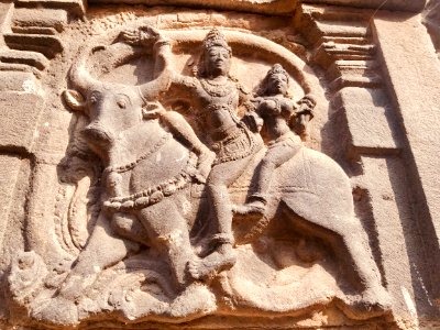 11th_12th-century_Pachala_Someshwara_Temple_-_relief_16