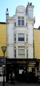119_St_James's_Street,_Brighton_(March_2014)