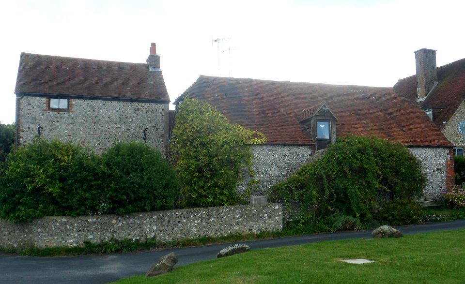 11–13_Greenways,_Ovingdean_(NHLE_Code_1380549)_(August_2014)