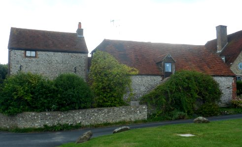 11–13_Greenways,_Ovingdean_(NHLE_Code_1380549)_(August_2014)