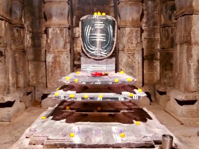 12th_century_Dodda_Basappa_temple,_Dambal,_Karnataka_India_-_32