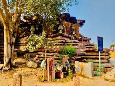 11th_to_13th_century_Shiva_Temple,_Nagunur,_Telangana_India_-_06