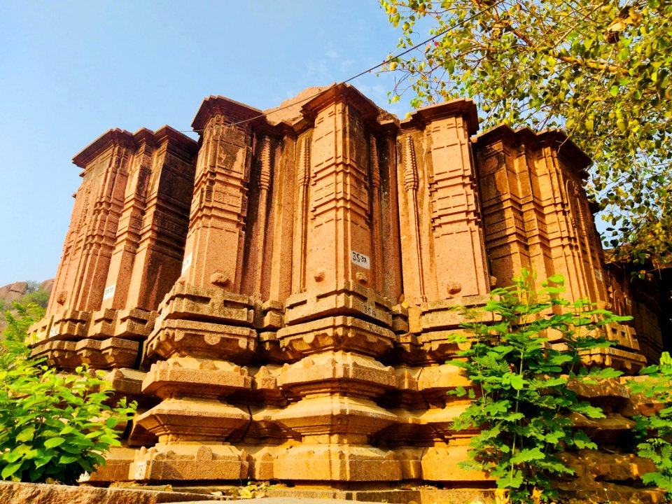 11th_to_13th_century_Shiva_Temple,_Nagunur,_Telangana_India_-_19