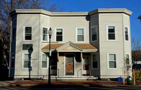 1287-1289_Massachusetts_Avenue_-_Arlington,_MA_-_DSC02950