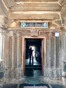 11th_century_Someshwara_temple,_Lakshmeswar,_Karnataka_India_-_105