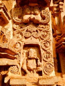 11th_century_Someshwara_temple,_Lakshmeswar,_Karnataka_India_-_09