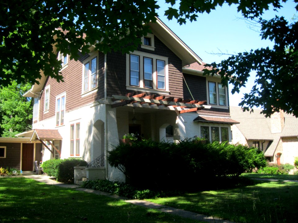 116_Grove_Street,_Evansville,_WI