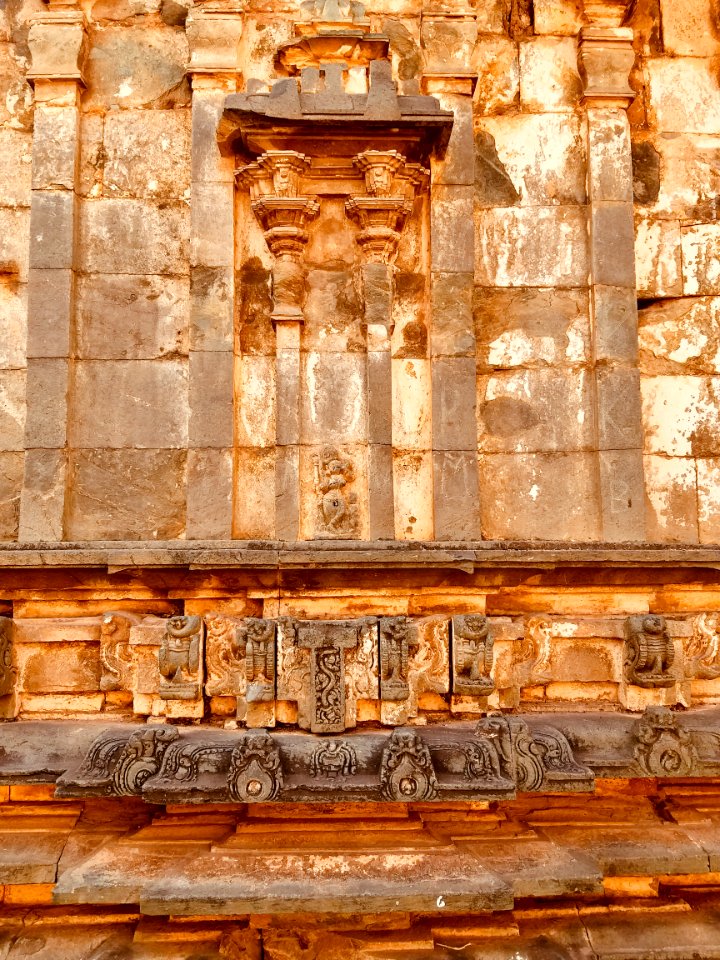 11th_century_Trikuteshvara_temple,_Gadag,_Karnataka_India_-_29