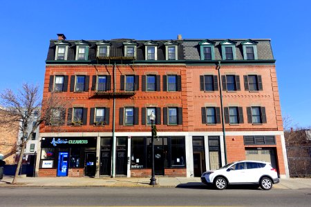 116-122_West_Broadway_-_South_Boston,_Massachusetts_-_DSC08856