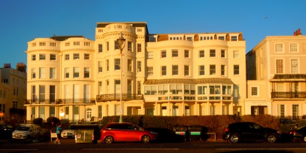 115–119_Marine_Parade,_Brighton_(December_2016)