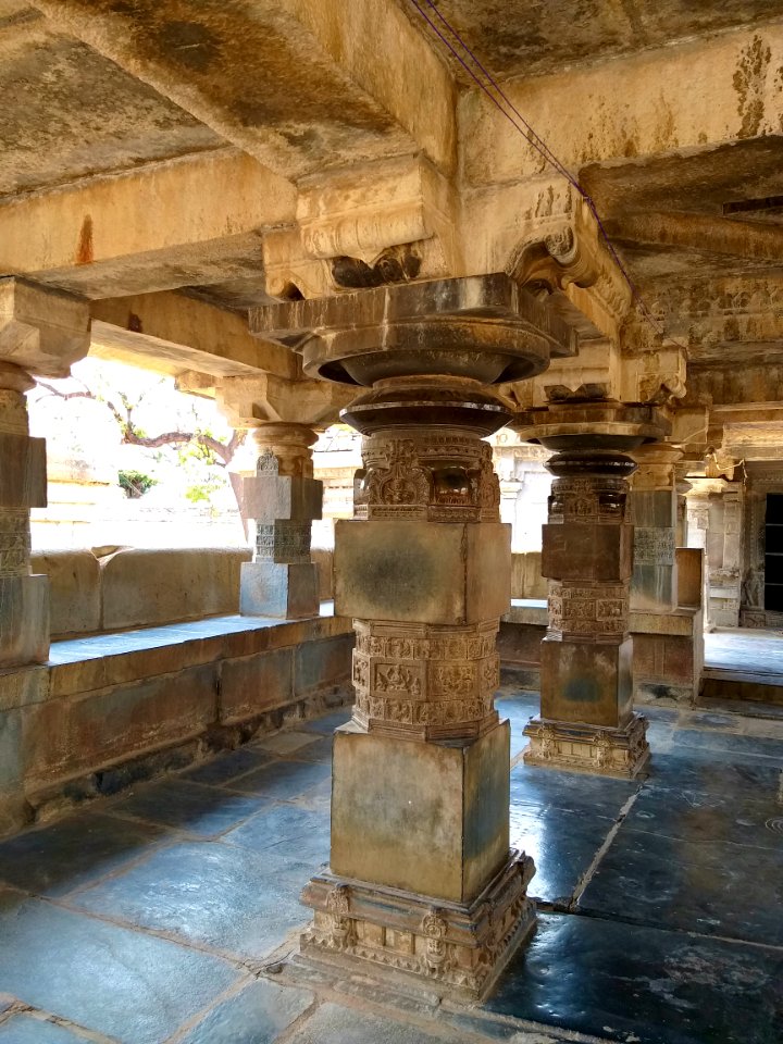 10th_to_13th_century_Trikutesvara_Temples_complex,_Pushpagiri,_Andhra_Pradesh_India_-_1