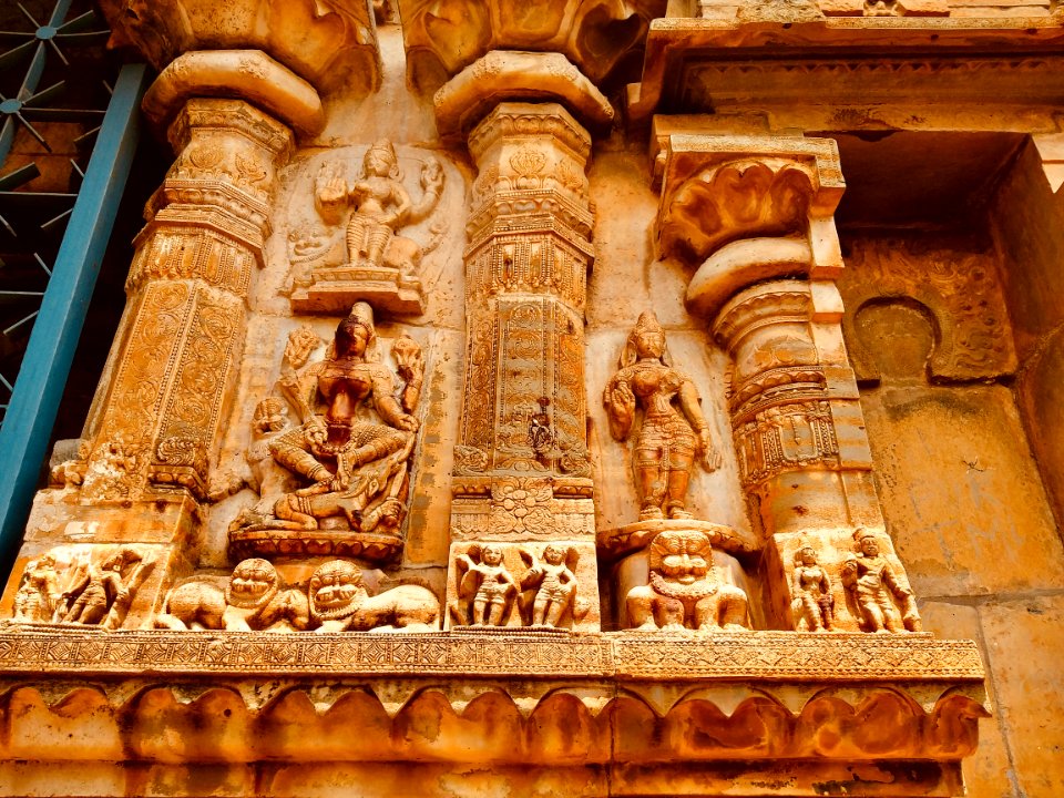 10th_to_15th_century_Chennakesava_temples_reliefs_and_inscriptions,_Pushpagiri,_Andhra_Pradesh_India_-_12