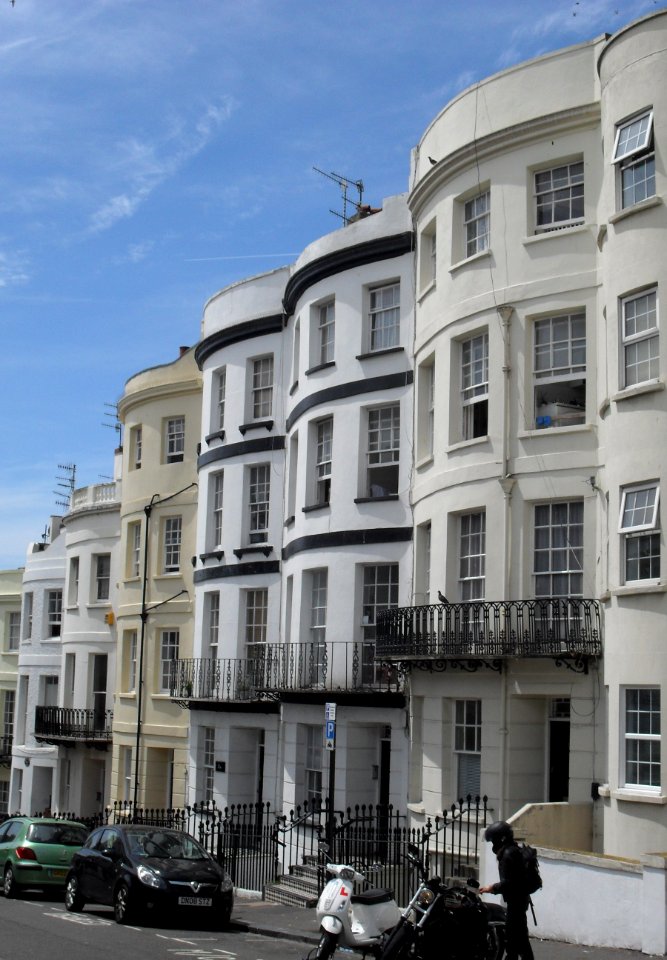 11–15_Norfolk_Square,_Brighton_(NHLE_Code_1380602)_(July_2010)