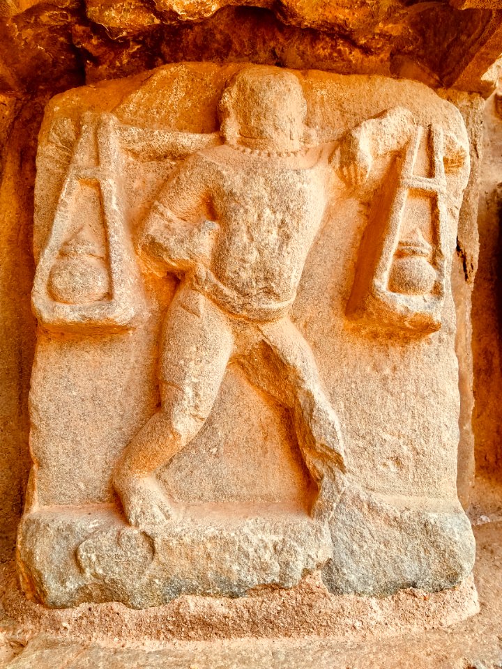 11th_century_Someshwara_temple,_Lakshmeswar,_Karnataka_India_-_43