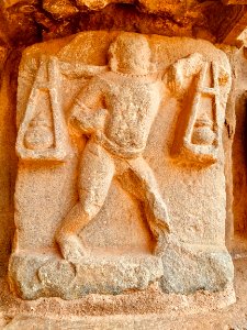 11th_century_Someshwara_temple,_Lakshmeswar,_Karnataka_India_-_43