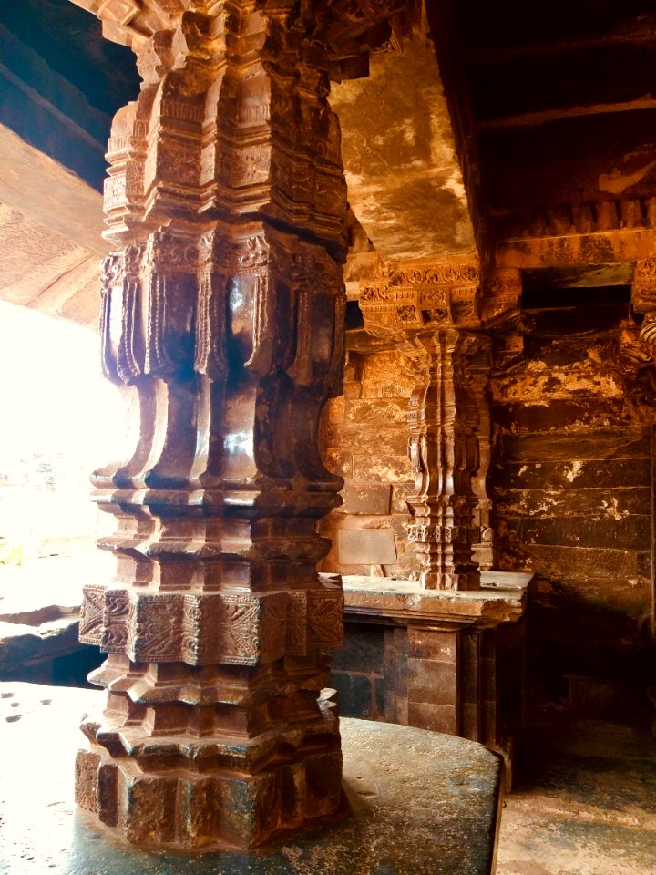 1100_CE_Saraswati_temple,_Gadag,_Karnataka_India_-_11