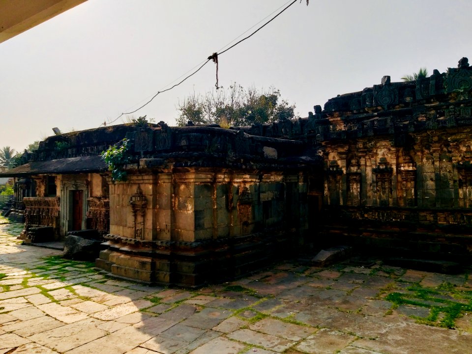 11th_century_Trikuteshvara_temple,_Gadag,_Karnataka_India_-_18