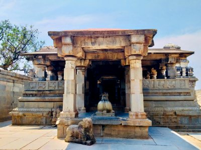 10th_to_13th_century_Trikutesvara_Temples_complex,_Pushpagiri,_Andhra_Pradesh_India_-_05