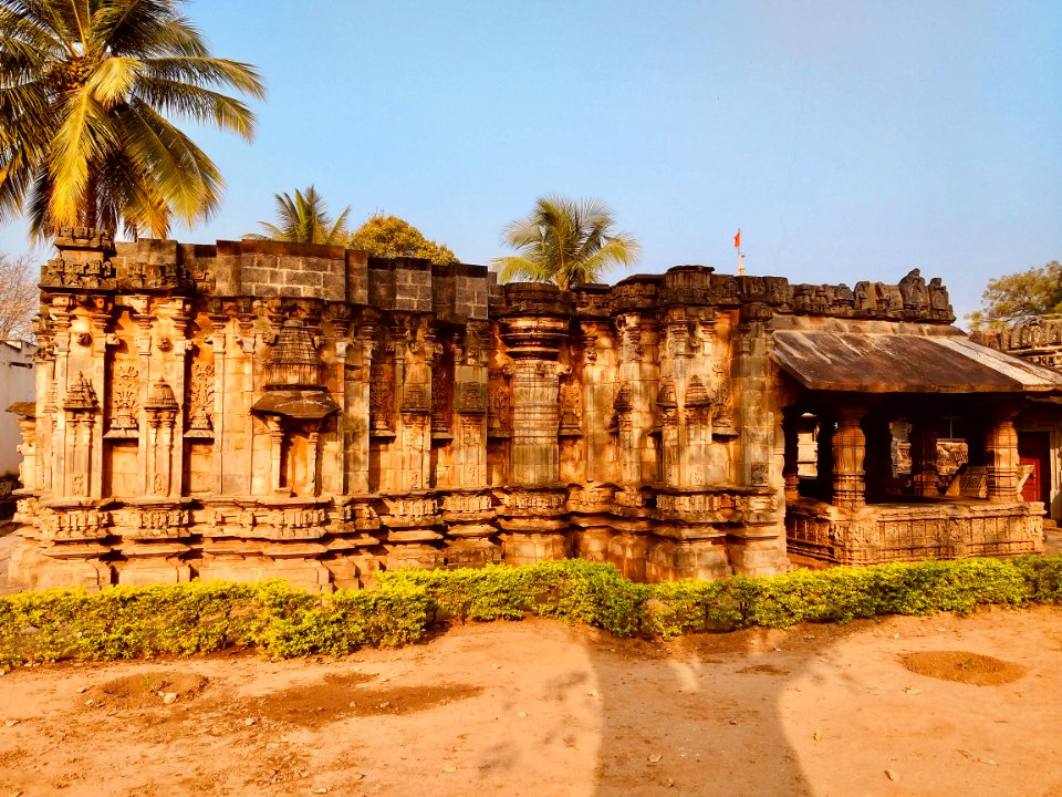 1100_CE_Saraswati_temple,_Gadag,_Karnataka_India_-_1