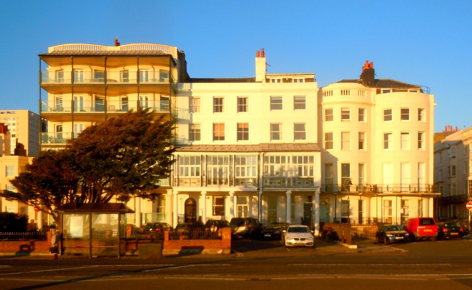 111–114_Marine_Parade,_Brighton_(December_2016)