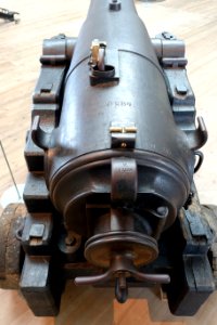 12_pound_cannon,_1845,_view_2_-_Marinmuseum,_Karlskrona,_Sweden_-_DSC08924