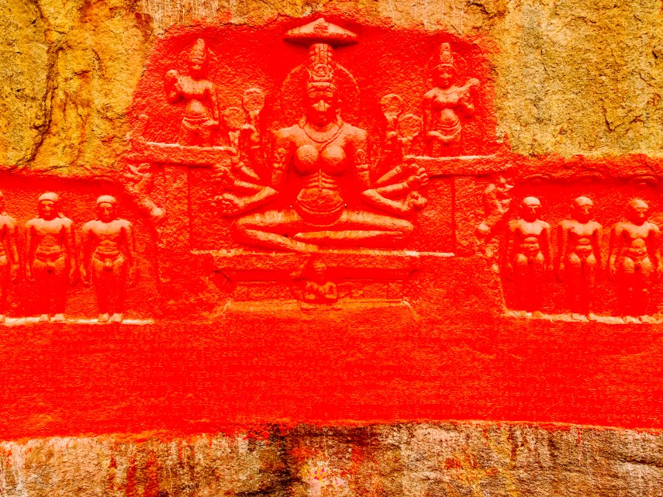 10th_century_Bommalagutta_Jain_bas-reliefs_and_inscription,_Telangana_-_10