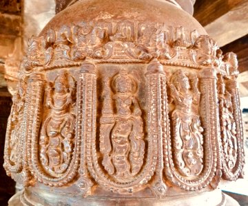 1100_CE_Saraswati_temple,_Gadag,_Karnataka_India_-_19