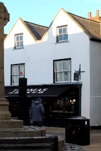 12,_Market_Place