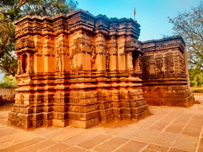 11th_12th_century_Iswara_temple,_Kamaleshwara_Kalleswara_Kamlishvara,_Jalasangvi_Karnataka_India_-_22