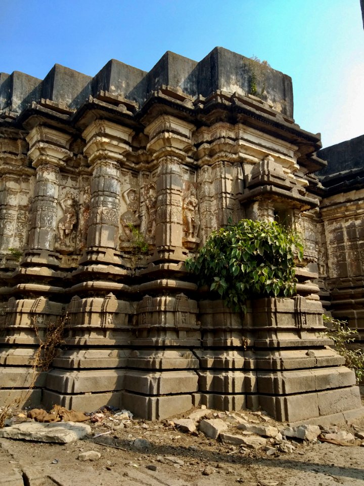 11th_12th_century_Mallikarjuna_Temple_Kalgi_Karnataka_India_-_3