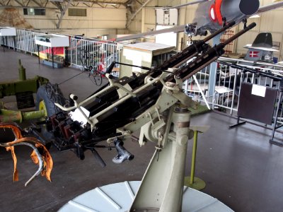 12,7mm_Madsen-Saetter_on_naval_mount_in_Aalborg_Forsvars-_og_Garnisonsmuseum,_pic4