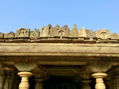 11th_12th_century_Manikeshwara_temple,_Lakkundi,_Karnataka_India_-_13
