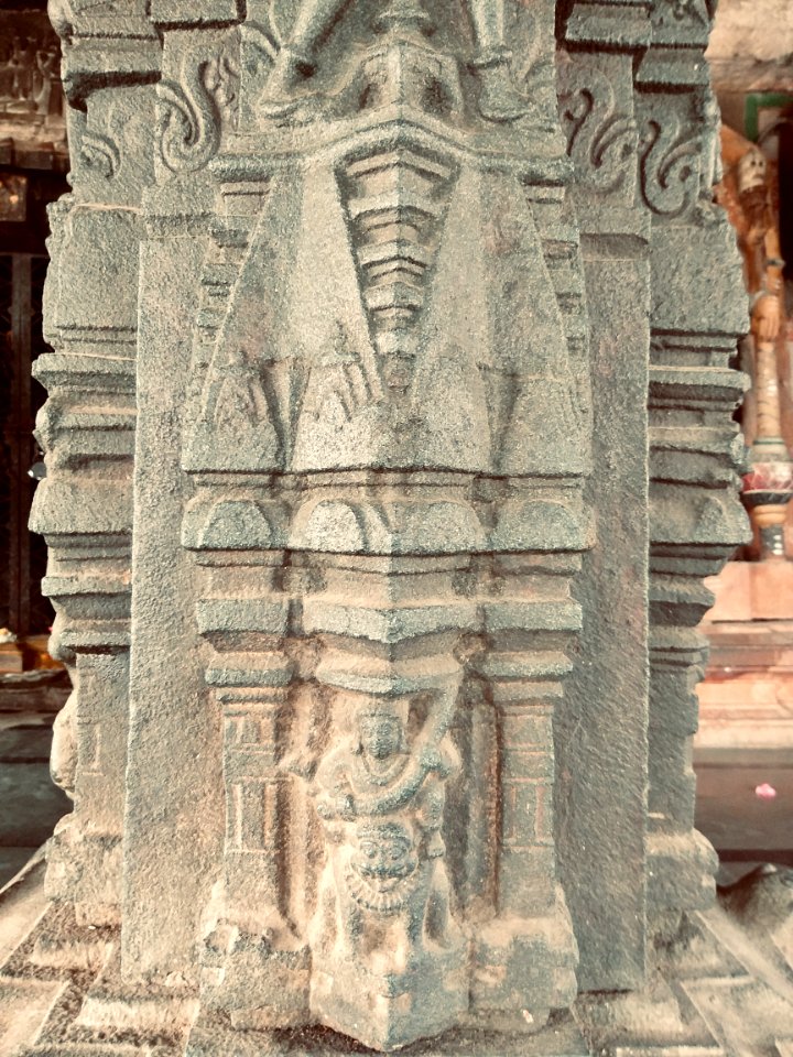 11th_century_Ramalingeshwara_Temple,_Nandikandi,_Telangana,_Kalyani_Chalukyas_-_10