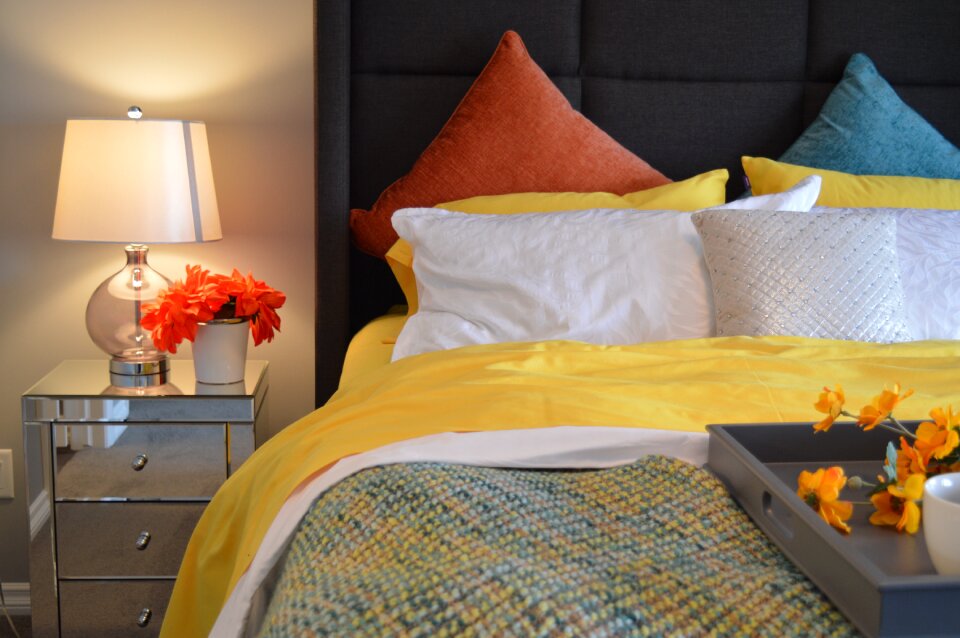 Bedside pillows lighting