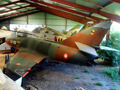 12-YQ_Dassault_Super_Mystere_B.2_(113)_Musée_de_l'Epopée_de_l'Industrie_et_de_l'Aéronautique,_pic1.2_(113)_Musée_de_l'Epopée_de_l'Industrie_et_de_l'Aéronautique,_pic