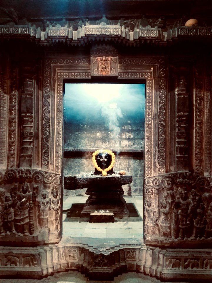 11th_century_Panchalingeshwara_temples_group,_Kalyani_Chalukya,_Sedam_Karnataka_India_-_70