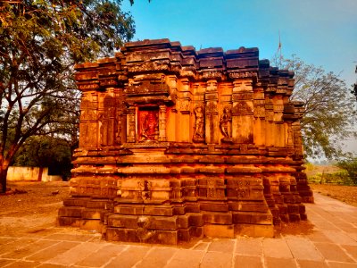 11th_12th_century_Iswara_temple,_Kamaleshwara_Kalleswara_Kamlishvara,_Jalasangvi_Karnataka_India_-_27