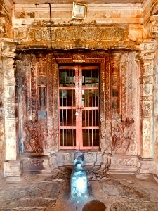 11th_12th_century_Iswara_temple,_Kamaleshwara_Kalleswara_Kamlishvara,_Jalasangvi_Karnataka_India_-_10