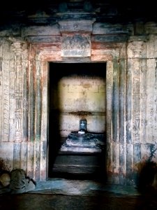 11th_century_Somesvara_temple,_Dambal,_Karnataka_India_-_04
