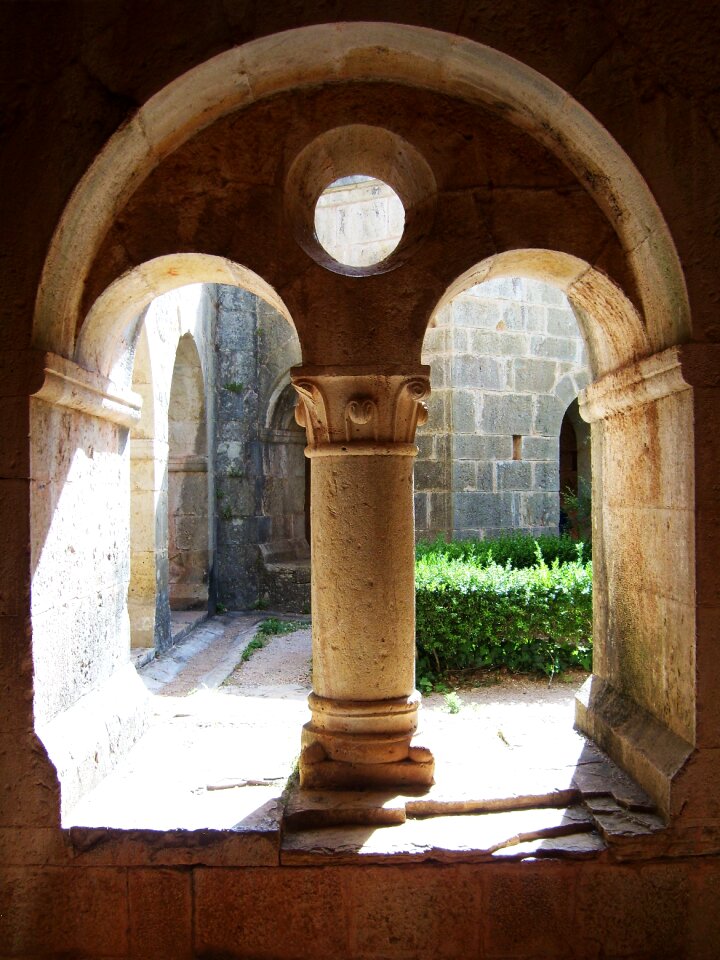Cloister pillar pierre