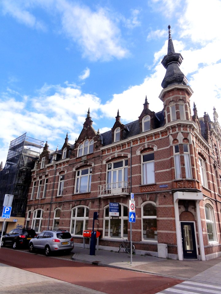 's-Hertogenbosch_Rijksmonument_21861_Koninginnenlaan_1