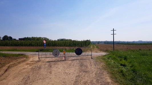 's-Gravenvoeren-wegafsluiting_Bovenste_Bernauerweg_(3)