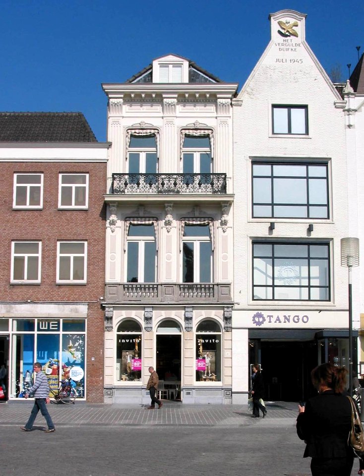 's-Hertogenbosch_Markt_61_version_02